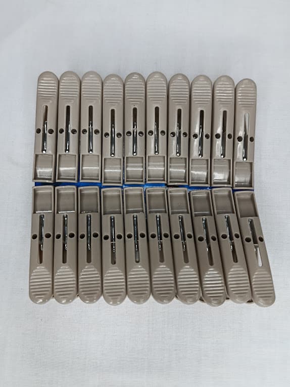 Jepitan Baju 7 cm Set 20 pcs 22300117 – 1