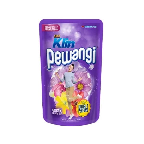 Soklin Pewangi Violet Pouch 1700 ml – 1
