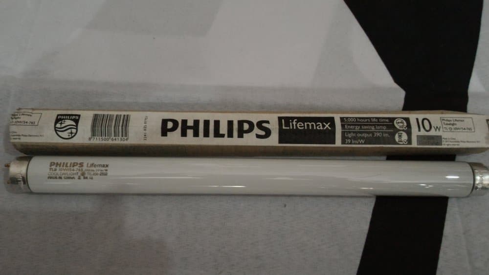 Philips Lampu TL-D 10 watt 54-765 – 1