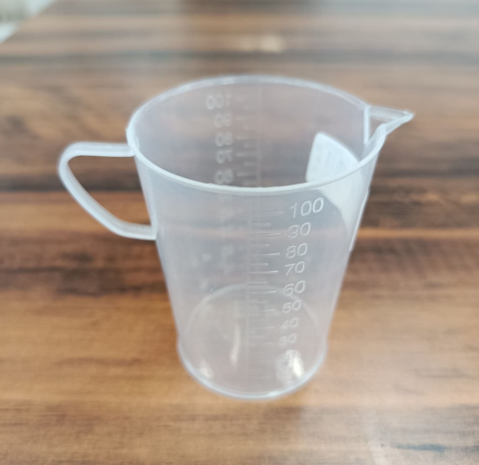 Gelas Ukur Plastik 100 ml GU-100 – 1