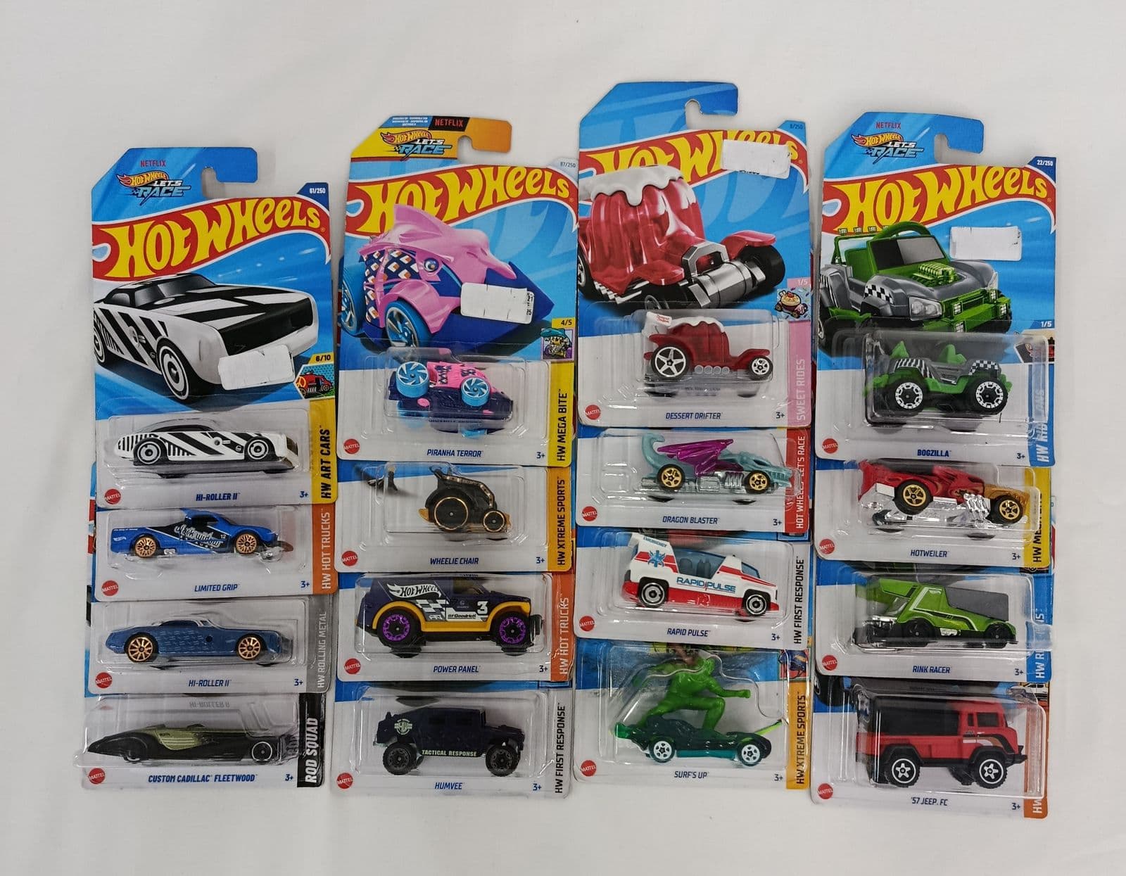 Hot Wheels Mobil Basic World Wide Assortment C4982 – 3