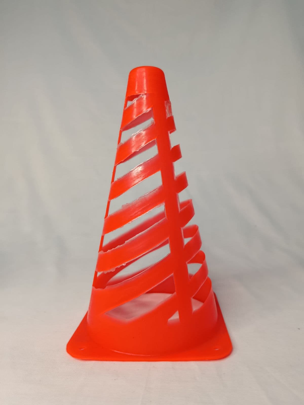 Cone Lubang – 1